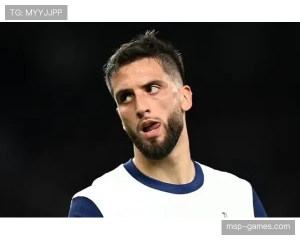 本坦库尔防守短板受关注，球队战术调整成讨论热点