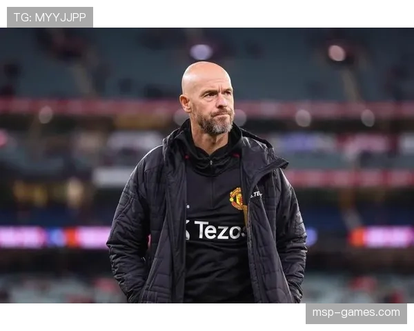 滕哈赫战术灵活调整,球队强势逆袭迎突破性亮眼表现 滕哈赫战术灵活调整,球队强势逆袭迎突破性亮眼表现